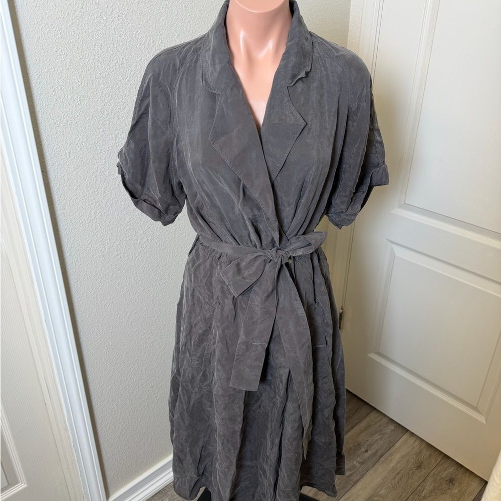 Club Monaco Satin 100% Cupro Trench Midi Dress Sz 6 - Picture 2 of 6